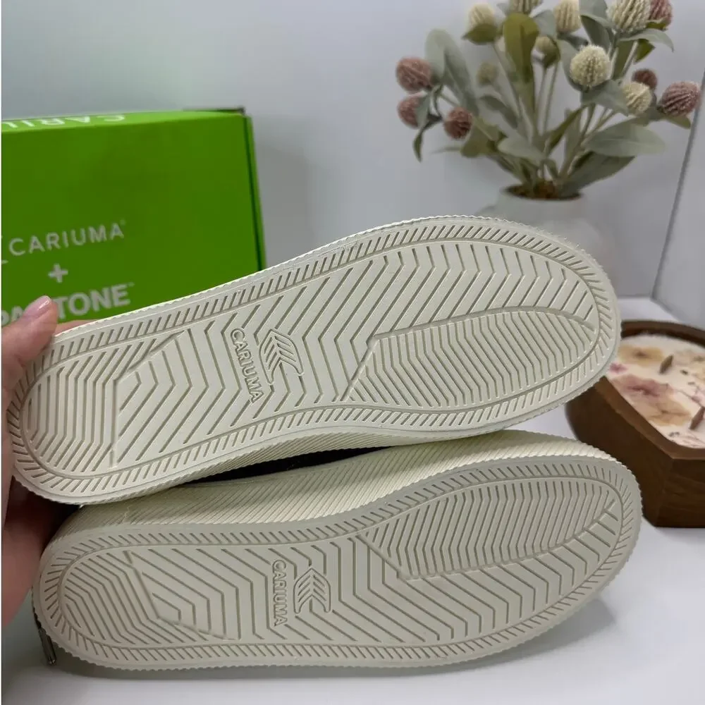 Cariuma OCA Low Pantone Cacao Nibs Canvas Sneaker Brown Women's 7 NWB